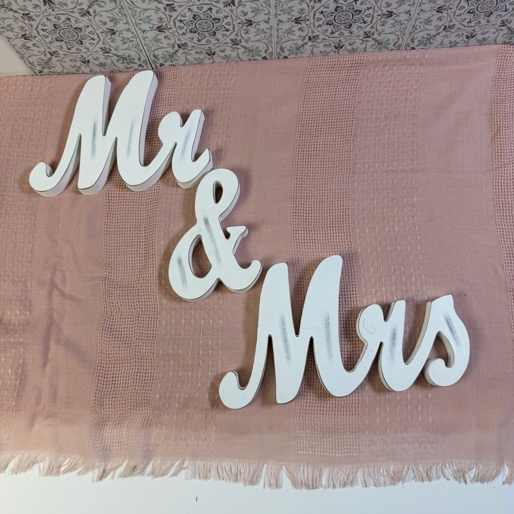 White 'Mr & Mrs' Decorative Signs